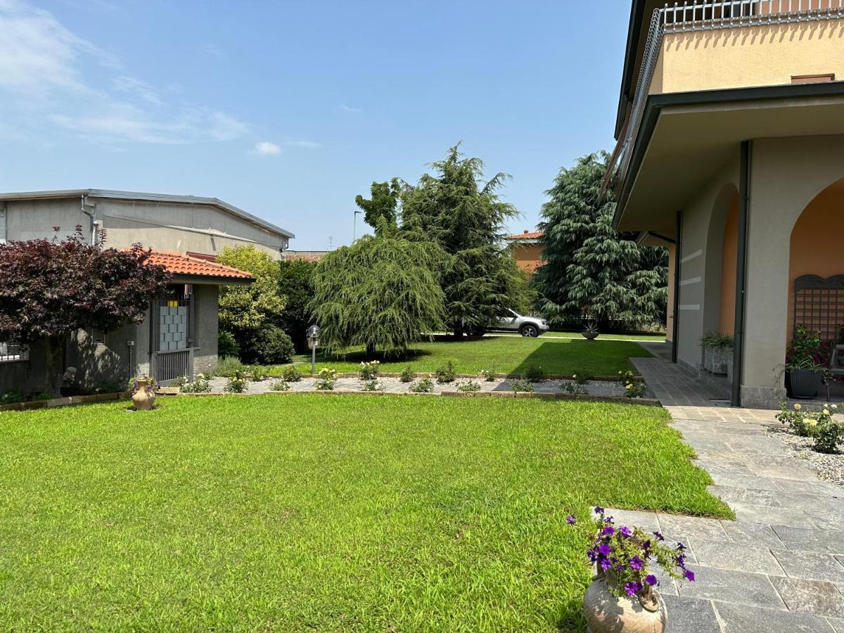 Villa 2 Cassano dʼAdda Extérieur photo
